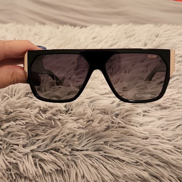 Polarized Quay \